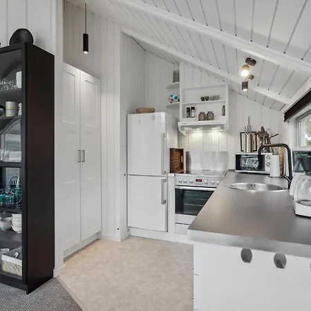 2 Bedroom Gorgeous In Vakantiehuis