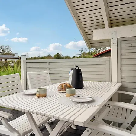 2 Bedroom Gorgeous In Vakantiehuis *