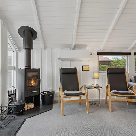 2 Bedroom Gorgeous In